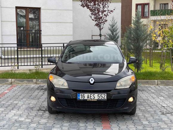 Sahibinden Renault Megane 1.5 dCi Dynamique 2011 Model  183.000 km Siyah
