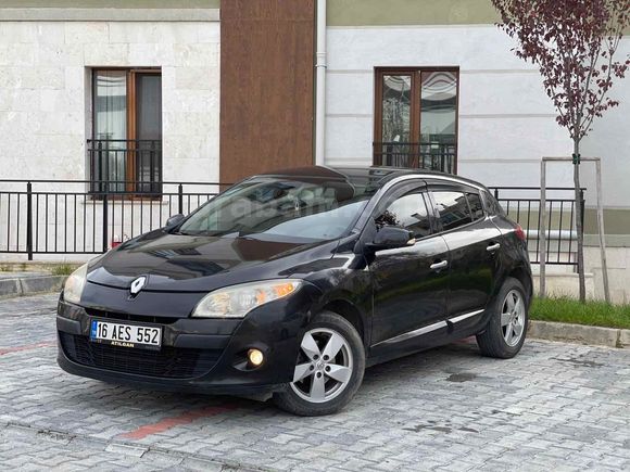 Sahibinden Renault Megane 1.5 dCi Dynamique 2011 Model  183.000 km Siyah