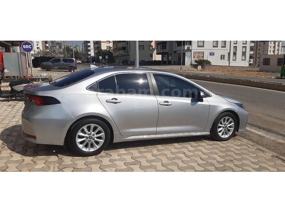 2022 TOYOTA COROLLA 1.5 DREAM MULTİDRİVE OTOMATİK