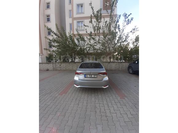 2022 TOYOTA COROLLA 1.5 DREAM MULTİDRİVE OTOMATİK