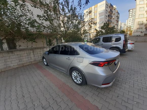 2022 TOYOTA COROLLA 1.5 DREAM MULTİDRİVE OTOMATİK