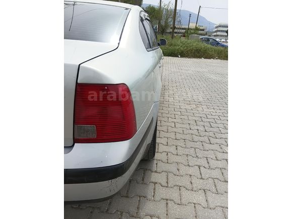 Sahibinden Volkswagen Passat 1.8 2000 Model