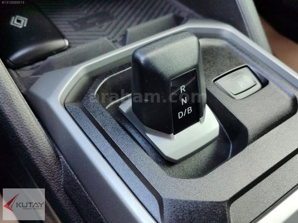 Kutay Bodrum'dan 2025 Duster Full Hybrid Otomatik %20KDV