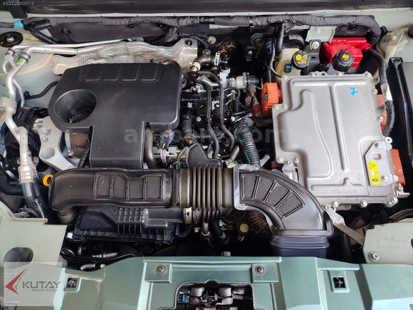Kutay Bodrum'dan 2025 Duster Full Hybrid Otomatik %20KDV