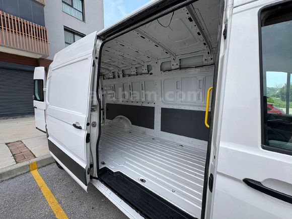 Galeriden Volkswagen Crafter 2.0 TDI Panelvan Comfortline 2021 Model İzmir
