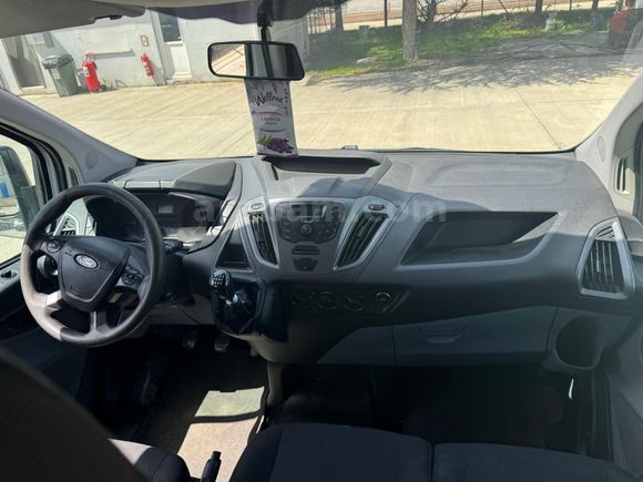 Galeriden Volkswagen Crafter 2.0 TDI Panelvan Comfortline 2021 Model İzmir