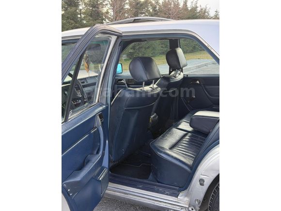 full+full sanruflu Mercedes - Benz 200 E otomatik 1989 Model