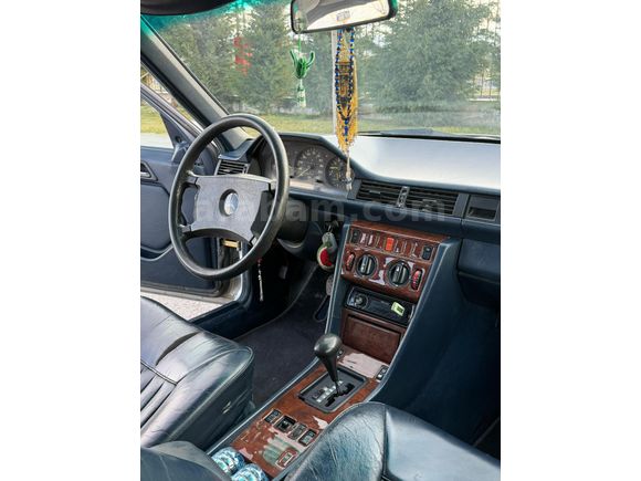 full+full sanruflu Mercedes - Benz 200 E otomatik 1989 Model