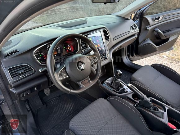 2017 RENAULT MEGANE 1.6 **38 BİN KM**İLK ELDEN**TESLA EKRAN