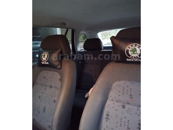 Memurdan Skoda Fabia 1.4 / 101 bg 2004 Model