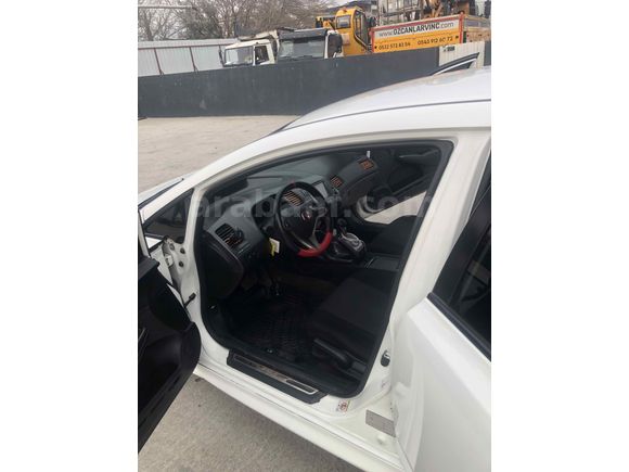 Sahibinden Honda Civic 1.6i VTEC Premium 2012 Model 