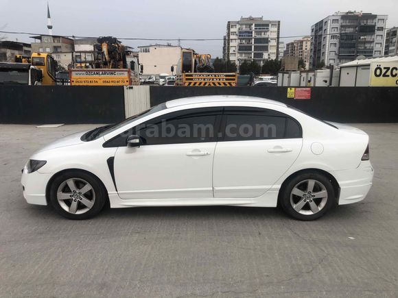 Sahibinden Honda Civic 1.6i VTEC Premium 2012 Model 