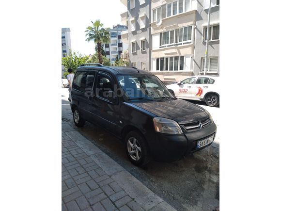 Sahibinden Citroen Berlingo 1.9 D X 2004 Model  285.499 km Siyah