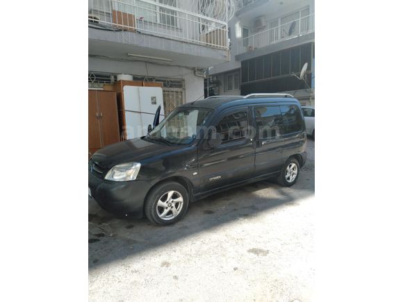 Sahibinden Citroen Berlingo 1.9 D X 2004 Model  285.499 km Siyah