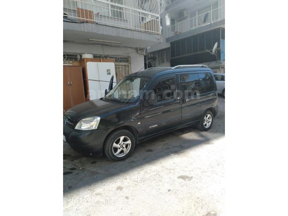 Sahibinden Citroen Berlingo 1.9 D X 2004 Model  285.499 km Siyah
