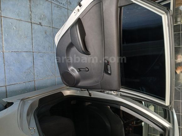 Sahibinden Hyundai i30 1.4 CVVT Team 2011 Model