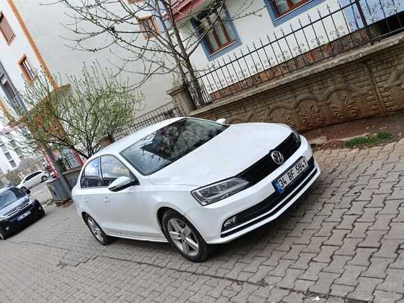 Sahibinden Volkswagen Jetta 1.6 TDi Comfortline 2015 Model