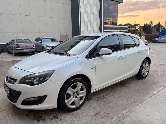 Sahibinden Orjinal Opel Astra 1.6 Edition 2014 Model 