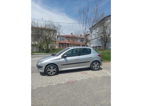 ikinci Sahibinden 206 1.4 16 valf