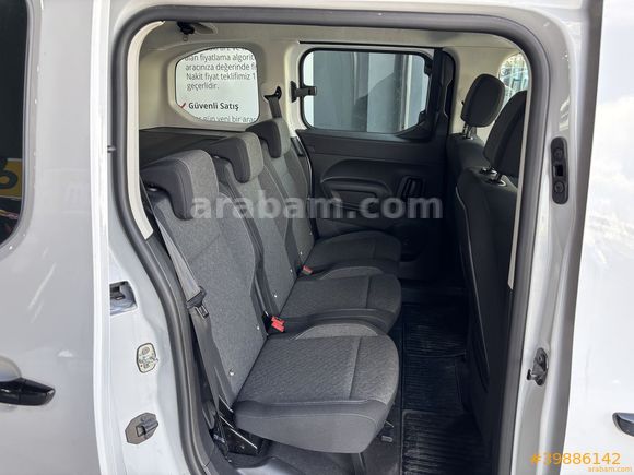 Galeriden Opel Combo 1.5 CDTI Essential 2025 Model İstanbul 8.785 km Beyaz