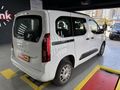 Galeriden Opel Combo 1.5 CDTI Essential 2025 Model İstanbul 8.785 km Beyaz