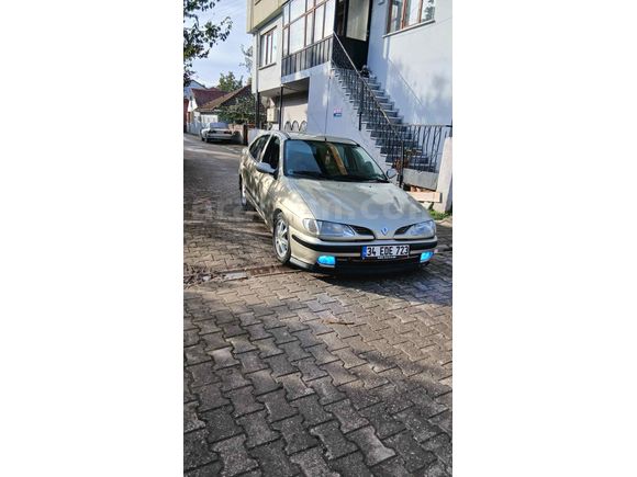 Sahibinden Renault Megane 2.0 RXT 1998 Model 