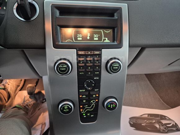 2009 BOYASIZ İLK ELDEN EMSALSİZ VOLVO S40 1.6 D 120 BİN KM'DE 109 HP