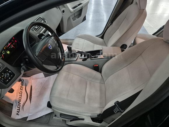 2009 BOYASIZ İLK ELDEN EMSALSİZ VOLVO S40 1.6 D 120 BİN KM'DE 109 HP
