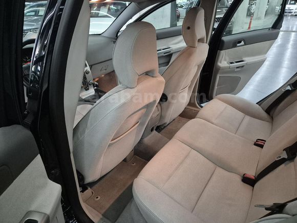 2009 BOYASIZ İLK ELDEN EMSALSİZ VOLVO S40 1.6 D 120 BİN KM'DE 109 HP