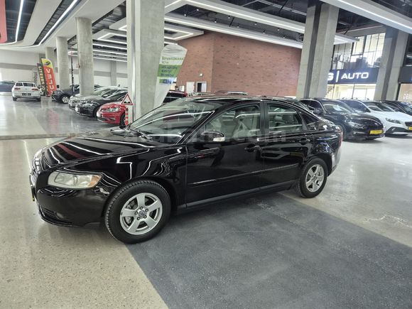 2009 BOYASIZ İLK ELDEN EMSALSİZ VOLVO S40 1.6 D 120 BİN KM'DE 109 HP