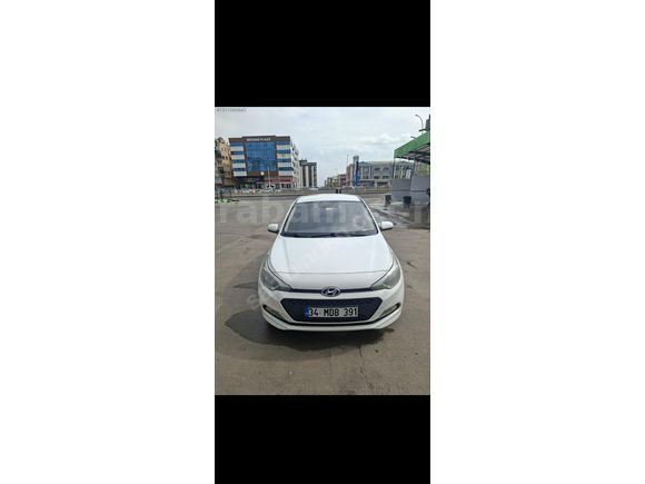 Sahibinden Hyundai i20 1.4 CRDi Style 2016 Model