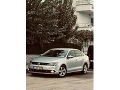 Sahibinden Volkswagen Jetta 1.6 TDi Comfortline 2014 Model Ankara 215.000 km Gri (Gümüş)