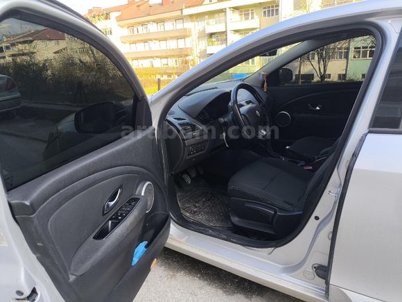 Sahibinden Renault Fluence 1.5 dCi Extreme Edition 2012 Model