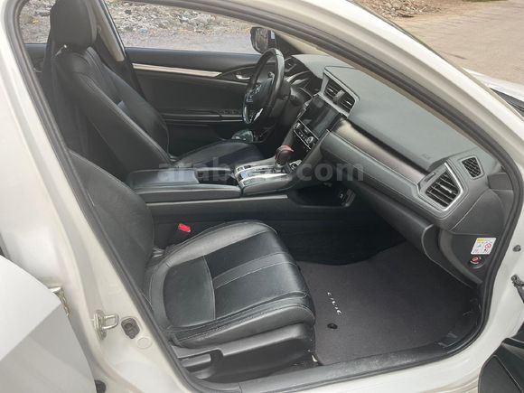 Sahibinden Honda Civic 1.6i VTEC Eco Executive 2018 Model