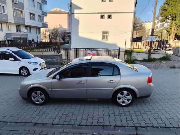 Sahibinden Opel Vectra 1.6 Comfort 2005 Model