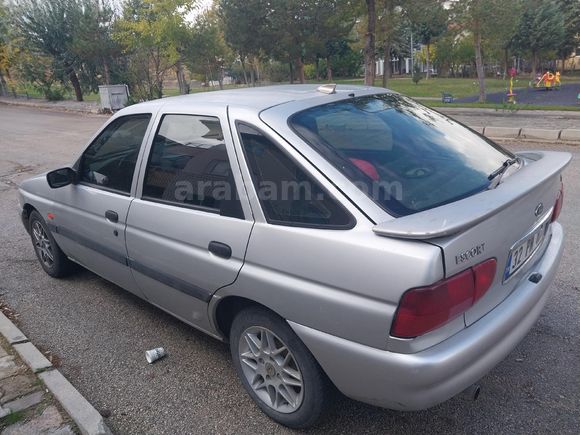 Sahibinden Ford Escort 1.6 CLX 1998 Model