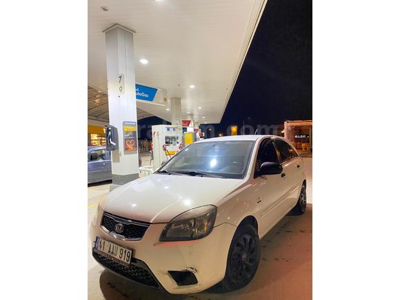 Sahibinden Kia Rio 1.4 EX Advance 2010 Model