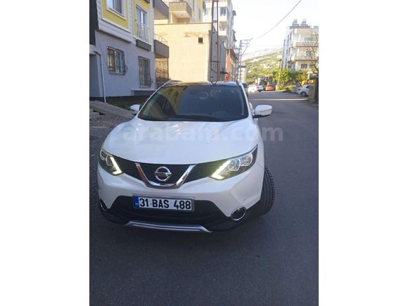Sahibinden Nissan Qashqai 1.5 dCi Black Edition 2015 Model