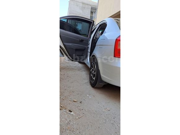 Sahibinden Hyundai Accent Era 1.4 Team 2010 Model