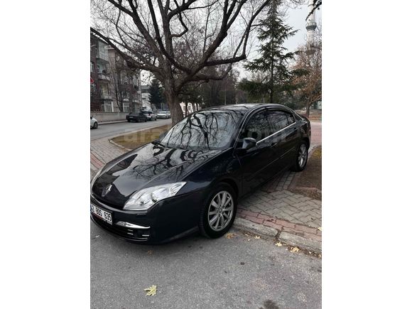 Sahibinden Renault Laguna 1.5 dCi Executive 2010 Model  260.000 km Gri (Gümüş)