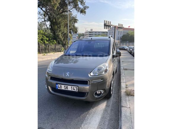 Sahibinden Peugeot Partner 1.6 HDI Allure 2014 Model  185.000 km Kahverengi
