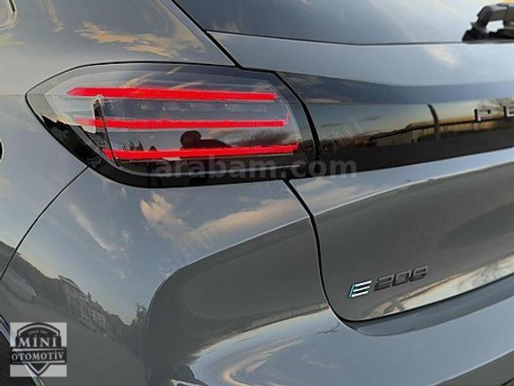 ' HATASIZ ' PEUGEOT e-208 ' GT + CAM TAVAN ' 18.000 Km