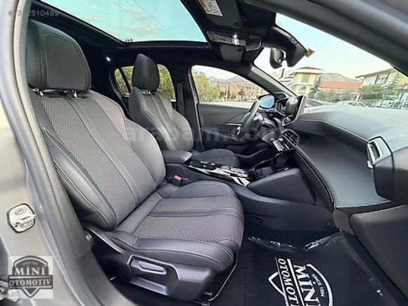 ' HATASIZ ' PEUGEOT e-208 ' GT + CAM TAVAN ' 18.000 Km