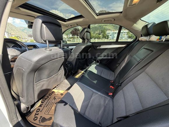 2011 MERCEDES-BENZ c180