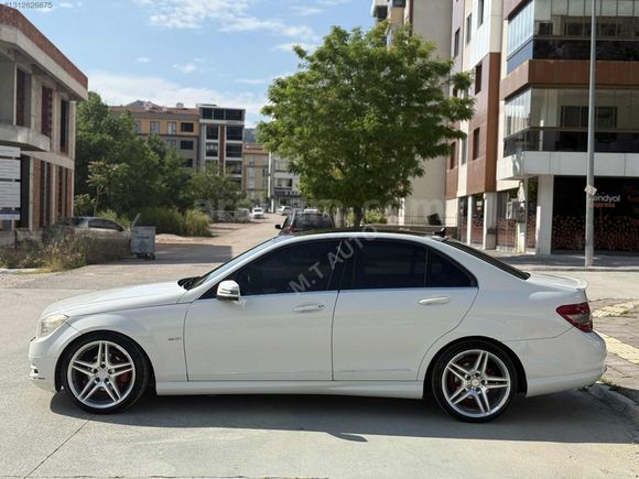 2011 MERCEDES-BENZ c180