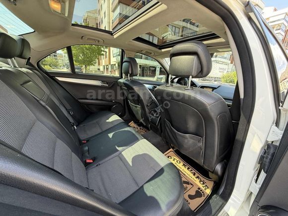 2011 MERCEDES-BENZ c180