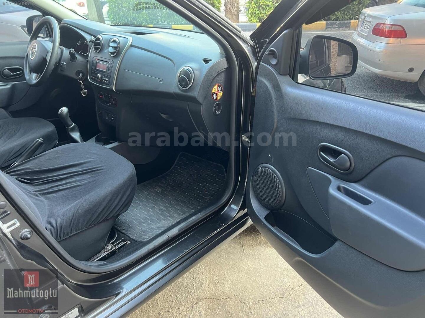 Galeriden Dacia Sandero 1.5 BlueDCI Stepway 2015 Model İzmir 124.000 km Füme 3