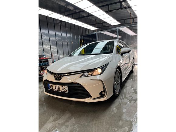 Sahibinden Toyota Corolla 1.5 Dream 2022 Model