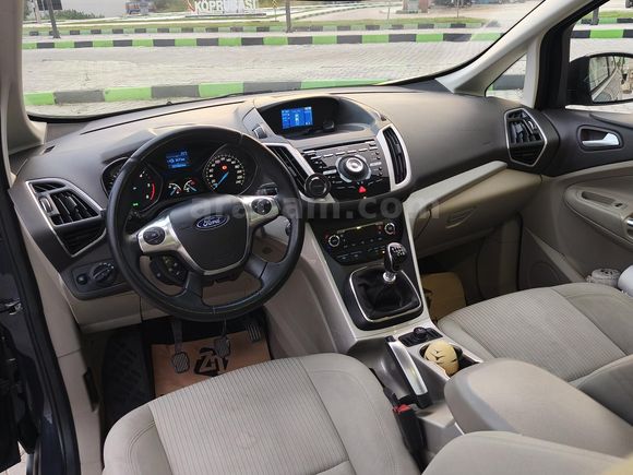Sahibinden Ford C-Max 1.6 TDCi Titanium X 2013 Model