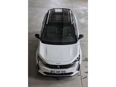 Memurdan Peugeot 3008 1.5 Dizel Allure 2023 Model
